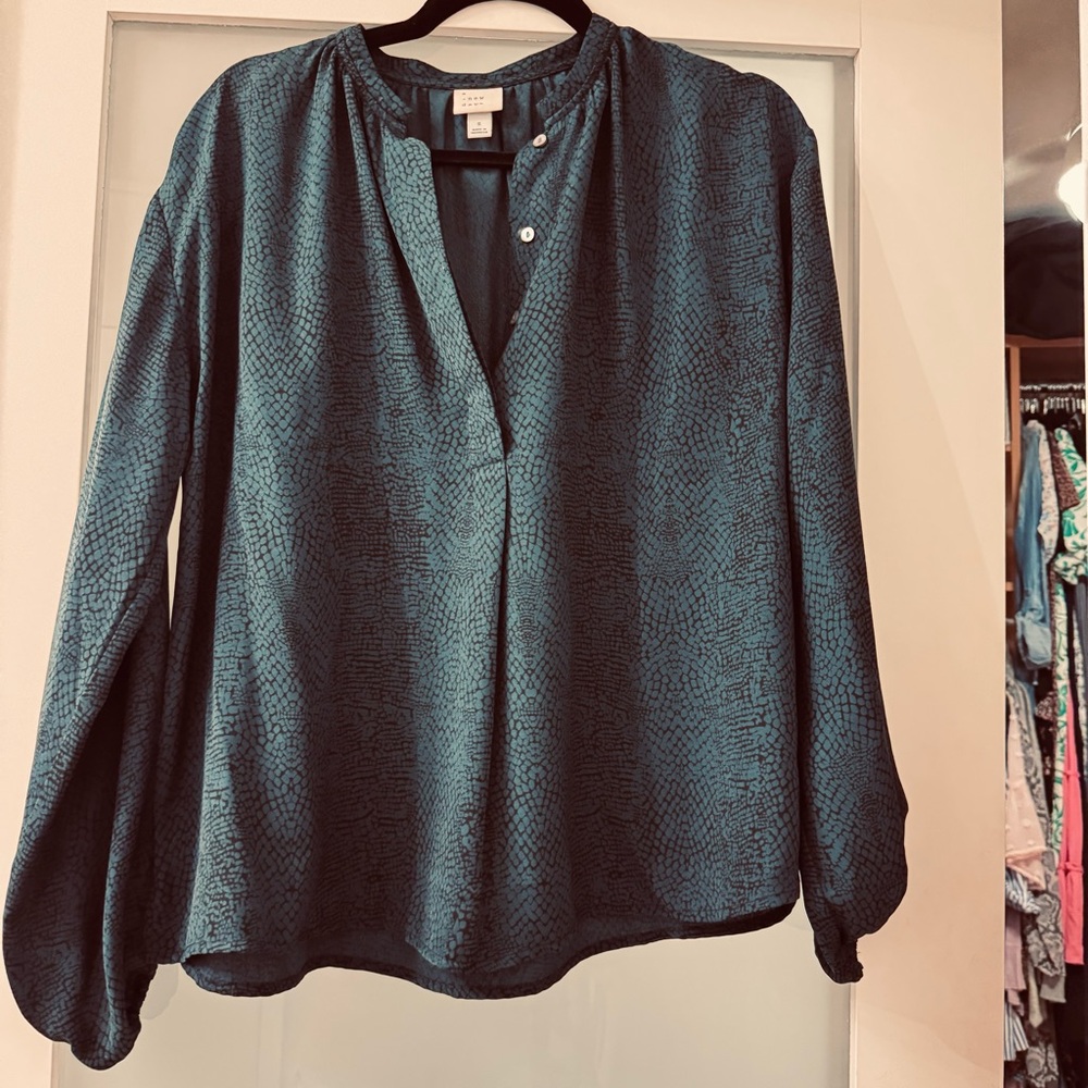Hunter green printed blouse